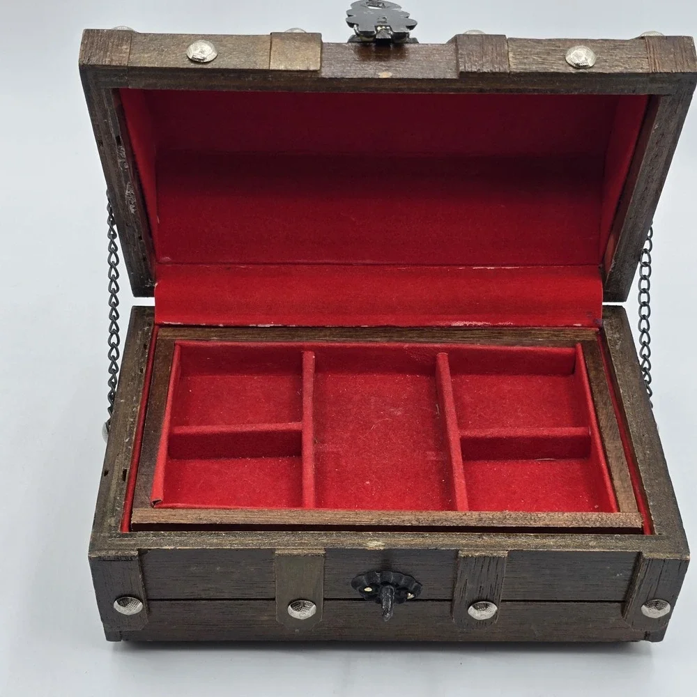 Wooden Pirate Style Jewelry Box Velvet Lined Removable Tray Vtg